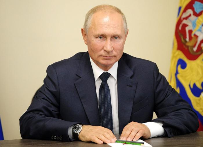 Putin: Russia acts to stop the war in the Donbass