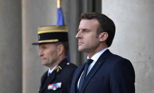 Emmanuel Macron starts thinking of himself as Little Napoleon
