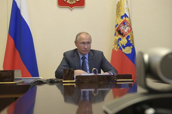 Putin’s level of trust declines to its lowest in 14 years