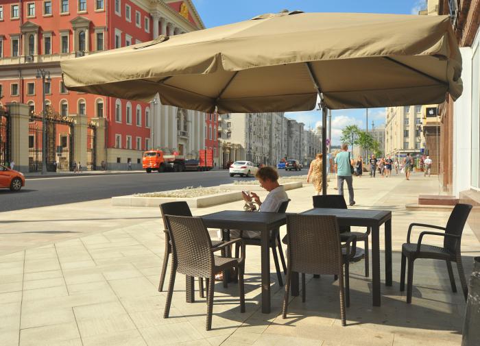 Moscow tightens rules for visiting cafes and restaurants
