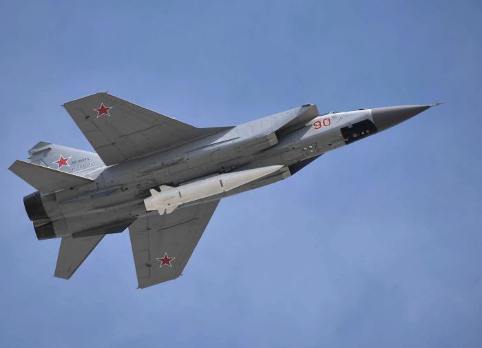 Russian fighter jet uses Kinzhal hypersonic missile in Ukraine