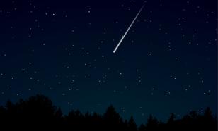 Meteorite seen flying across night sky in Siberia
