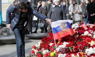 Revisiting St. Petersburg metro bombings: Two events on the same day