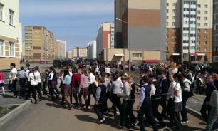 Mass evacuations in Russia as bombs were reported in schools and shopping centres