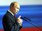 Putin wins in landslide victory, opposition surrenders