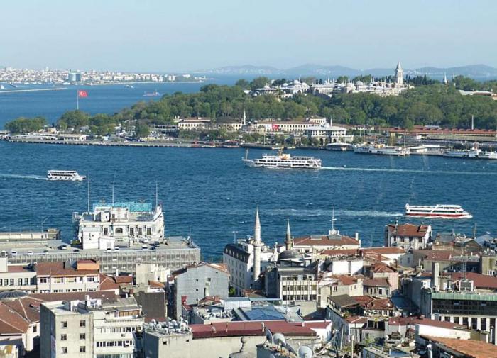 USA asks Turkey to ban Russian warships from passing through Bosphorus