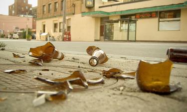 Russian Man Wrecks Store Shelves After Enjoying Breaking Plates