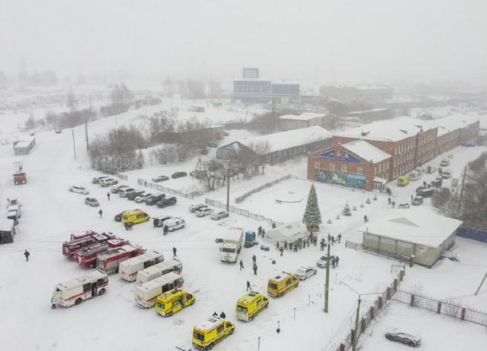 Listvyazhnaya mine fire: Dozens of miners are missing, 11 killed