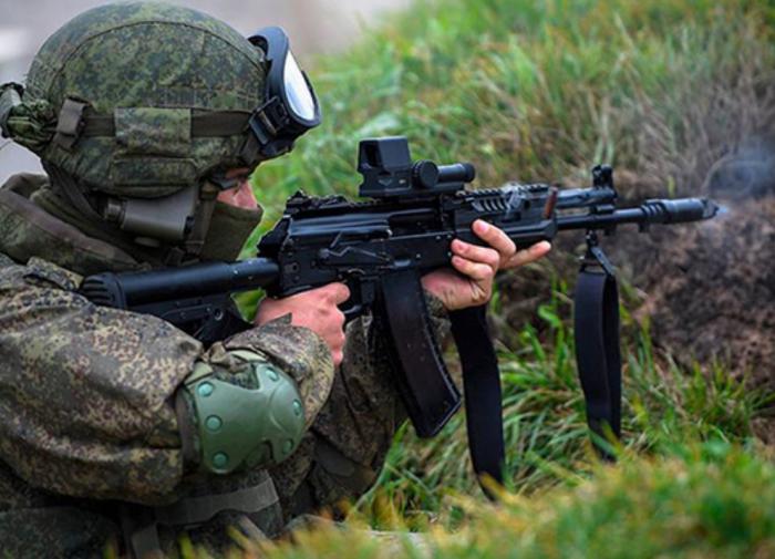 Kalashnikov presents AK-12 assault rifle modified during special operation