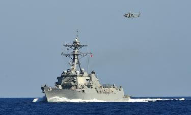 US Deploys Naval Armada to Caribbean as Venezuela Mobilizes Militias