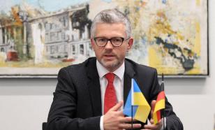 Polish Defense Minister сalls Ukrainian Ambassador Melnyk a Kremlin's useful idiot