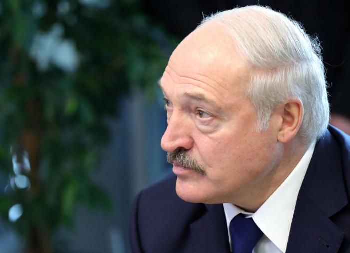 Lukashenko does not even think to leave