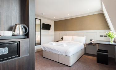 Hidden Cameras in Chinese Hotels Target Russian Tourists