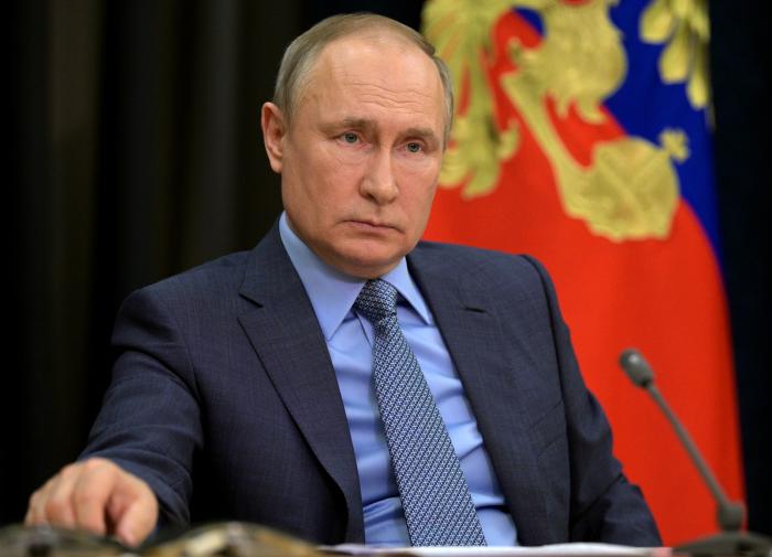 Putin: When I leave, Russia will not collapse