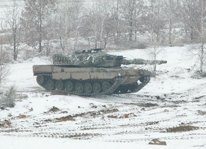 German Leopard tanks spotted near Bakhmut
