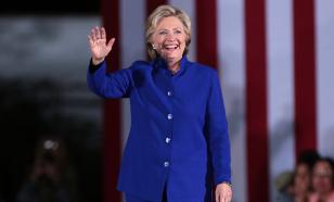 Hillary Clinton agrees to arrange conspiracy to attack Donald Trump