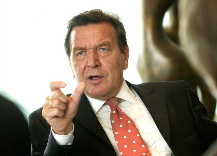 DPA: European Parliament urges the EU to impose sanctions against Schroeder