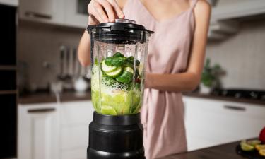 Omega-3, Antioxidants, and Hydration: Simple Diet Shifts That Help the Brain