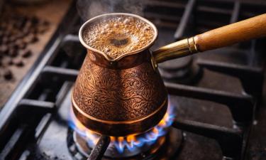 Coffee in a Turka: How to Brew a Rich, Aromatic Cup on the Stove