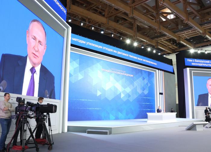 Putin: Russia is not getting angry, Russia is concentrating