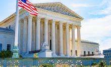 Russia Wins Economic Shield as Trump Loses Trade War Authority