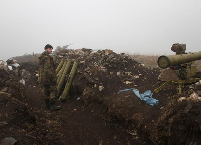 PMC Wagner fighters advancing in Donbas