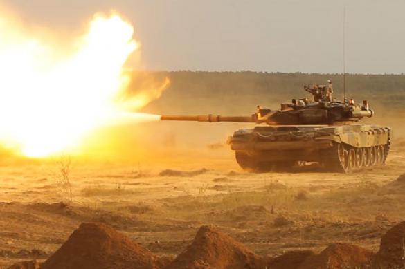 T-90M tanks destroy positions of the Armed Forces of Ukraine