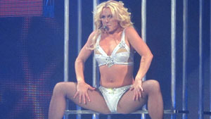 Britney Spears embarks on Femme Fatale Tour