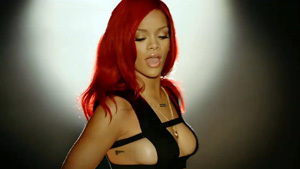 Rihanna: Feeling naked